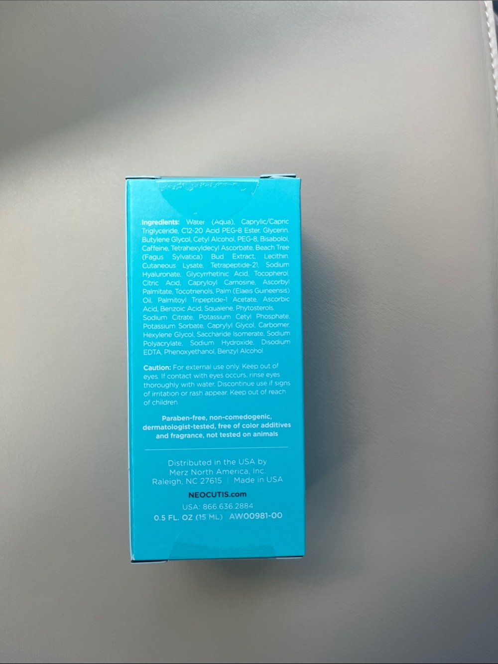 NEOCUTIS Lumière Firm Illuminating & Tightening Eye Cream - Picture 3 of 5